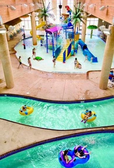 Boho Bungalow On The Pond W/ Hot Tub アーノルズ・パーク エクステリア 写真
