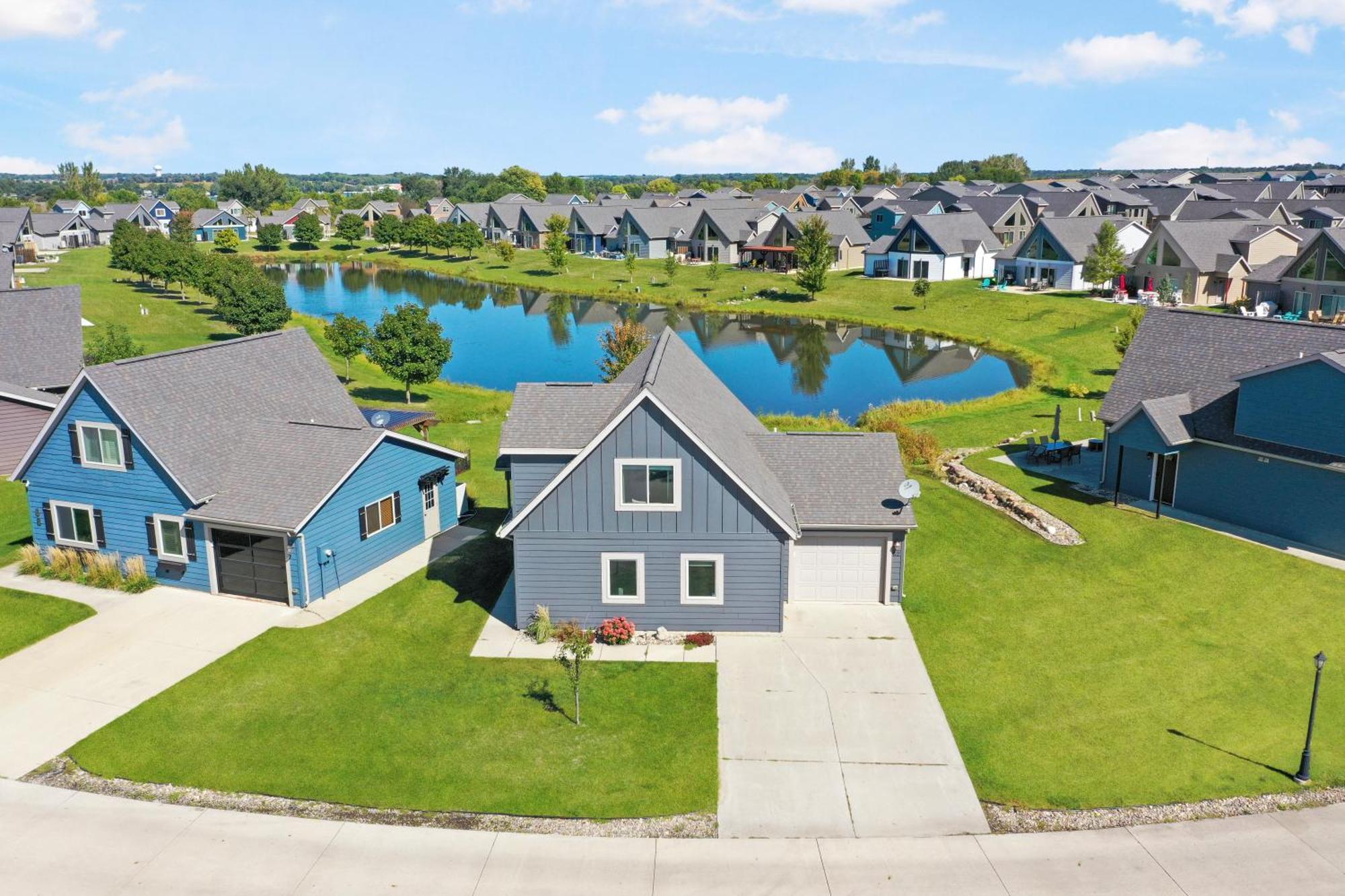 Boho Bungalow On The Pond W/ Hot Tub アーノルズ・パーク エクステリア 写真